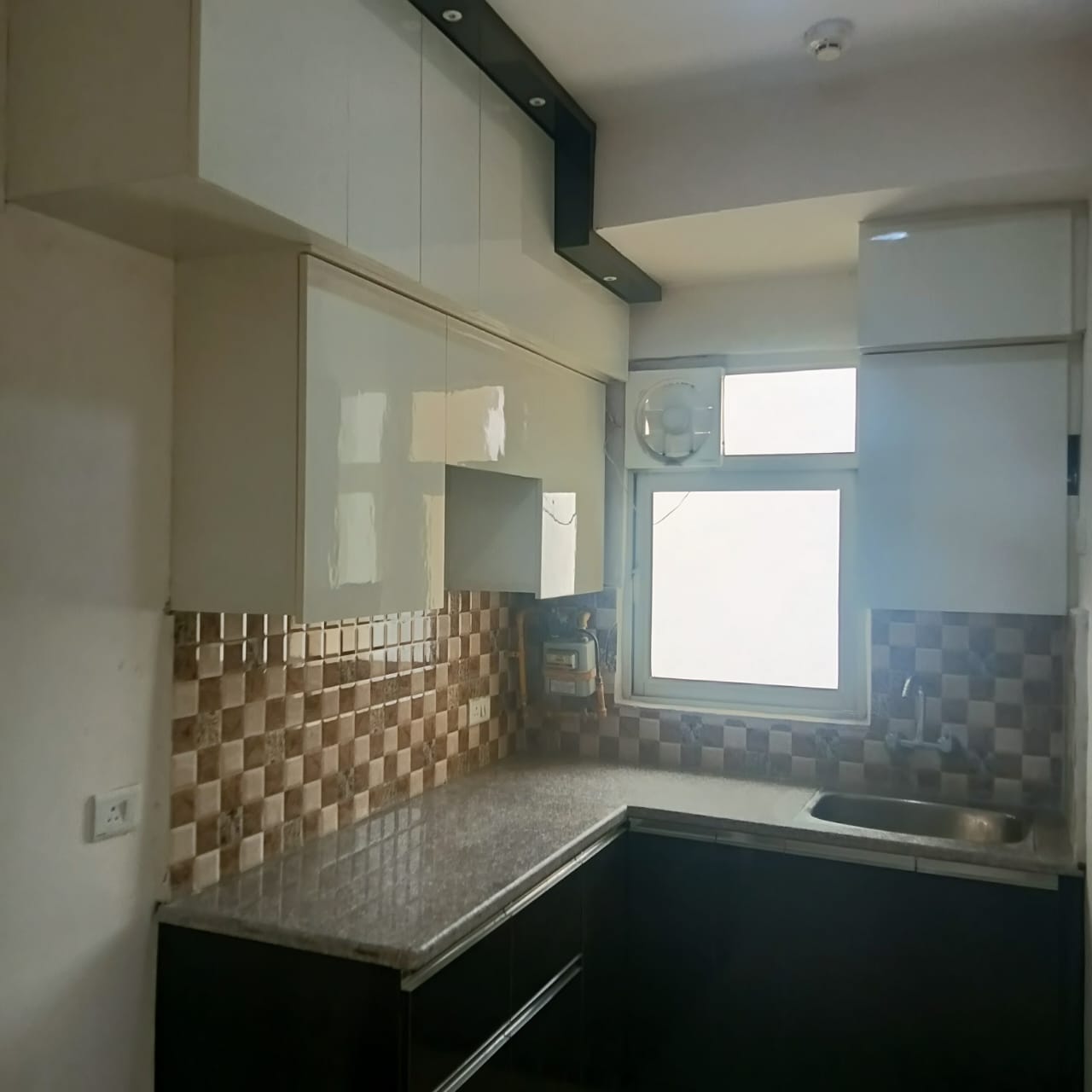 WhatsApp Image 2024-11-16 at 11.02.07 PM (2)